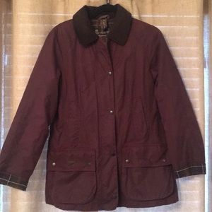 Women’s burgundy Barbour jacket! Size 8